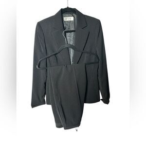 STRESA ASL Women’s Black Pants Suit - size 4
